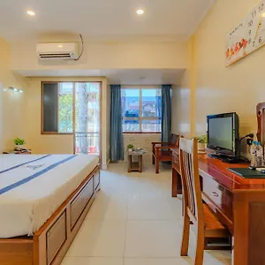 Hotel Khach San Hanh Long