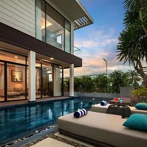 Hotel Wyndham Grand Kn Paradise